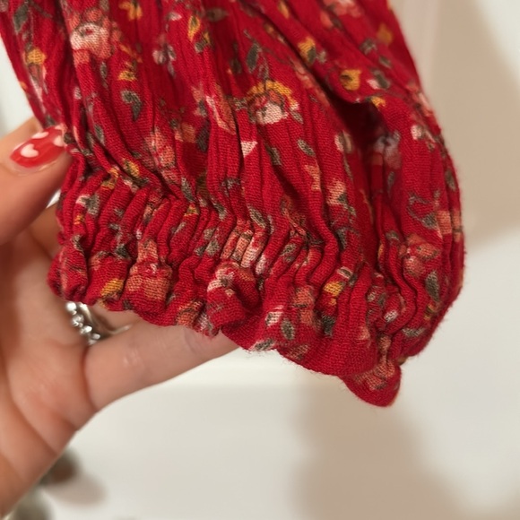 Hollister Cinched Long Sleeve Crop - Picture 5 of 7